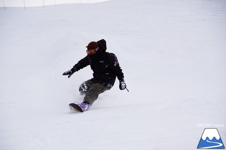 大雪山旭岳ロープウェイ 北海道最高峰でパウダーライド！